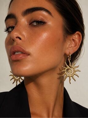 2/$30🌵 Gold Sun Mini Hoop Earrings Huggies Celestial Beach European Style NEW